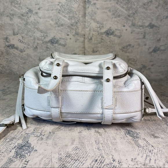 Joelle Hawkens Hunt Top Handle off-withe leather Bag - Picture 5 of 15